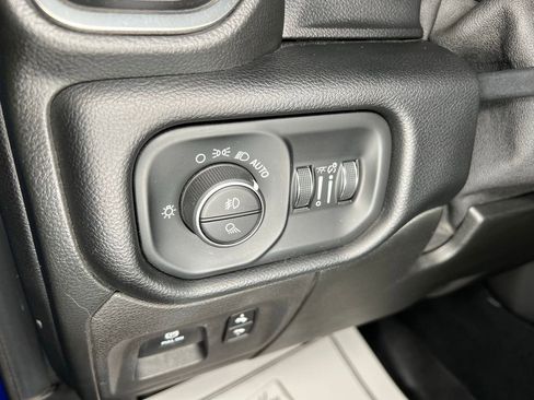 Used 2019 RAM 1500 Sport image 14