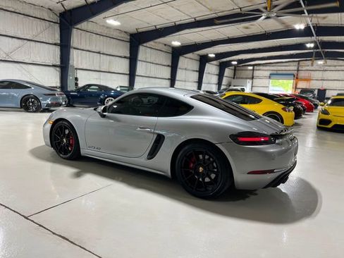 Used 2022 Porsche 718 Cayman GTS w/ Premium Package image 56