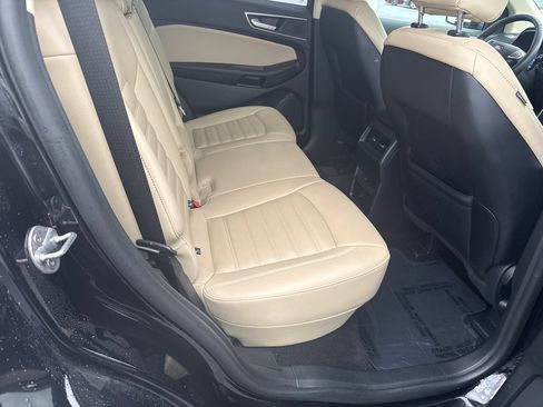 Used 2024 Ford Edge SEL AWD/4WD image 18