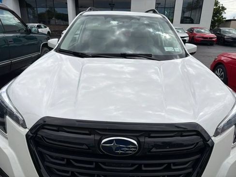 Used 2022 Subaru Forester Premium AWD/4WD image 2
