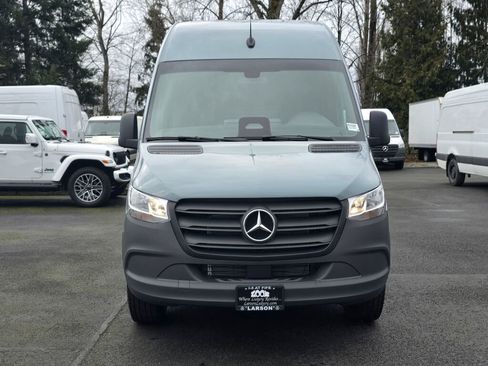 New 2025 Mercedes-Benz Sprinter 2500 image 9