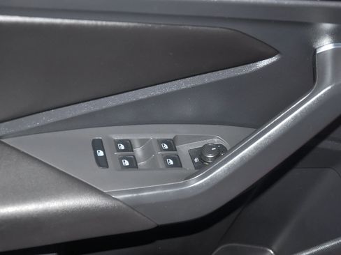 Used 2019 Volkswagen Jetta R-Line image 24