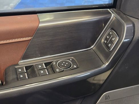 Used 2023 Ford F150 Lariat w/ Equipment Group 502A High image 8