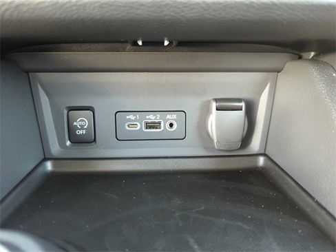 New 2025 Nissan Sentra SR w/ SR Premium Package image 33