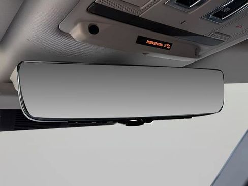 Used 2020 Land Rover Defender 110 HSE image 28