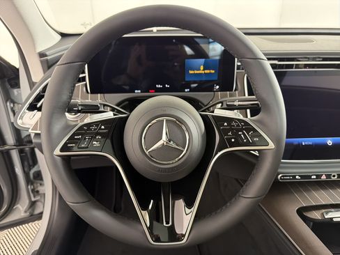 New 2026 Mercedes-Benz E 450 4MATIC Sedan image 18
