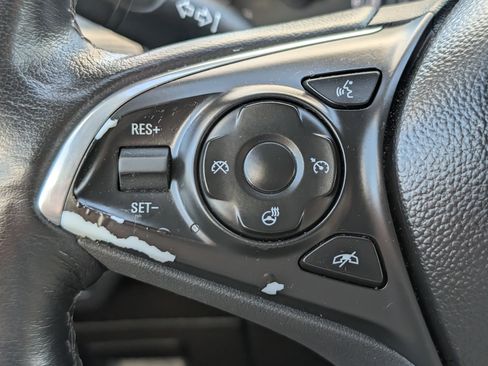 Used 2020 Buick Envision Essence FWD image 25