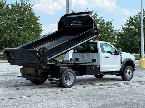 New 2025 Ford F550 4x4 Regular Cab Super Duty image 31