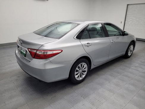 Used 2017 Toyota Camry LE FWD image 10