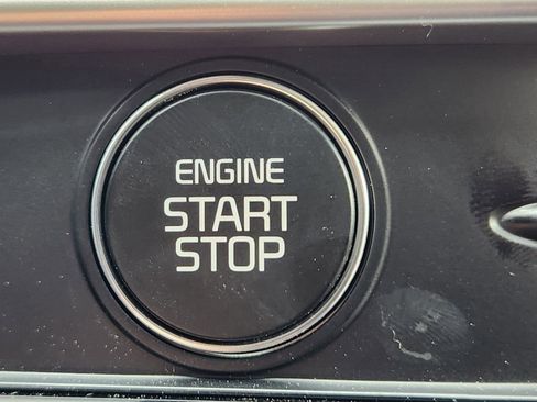 New 2025 Kia K5 LXS image 22