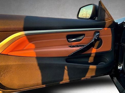 Used 2017 BMW 430i xDrive Convertible image 26