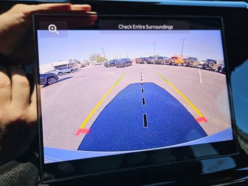 New 2025 Jeep Grand Cherokee Altitude image 9