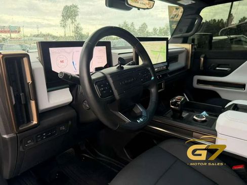 Used 2024 GMC Hummer EV 2X w/ LPO, Illumination Package AWD/4WD image 26