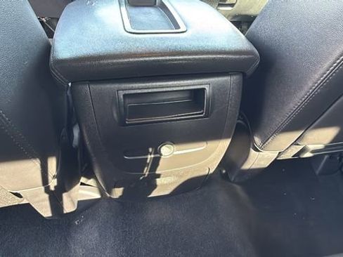 Used 2013 GMC Sierra 2500 SLT w/ SLT Convenience Package image 25