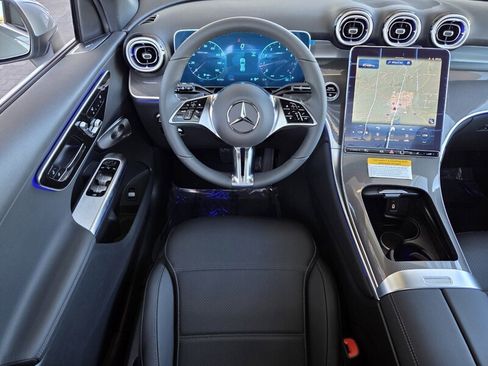 New 2026 Mercedes-Benz GLC 300 image 14