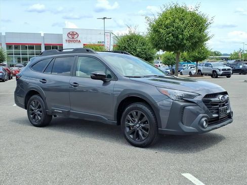 Used 2025 Subaru Outback Onyx Edition AWD/4WD image 2