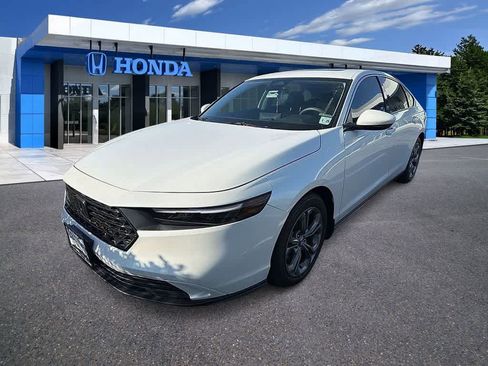 Used 2024 Honda Accord EX image 1