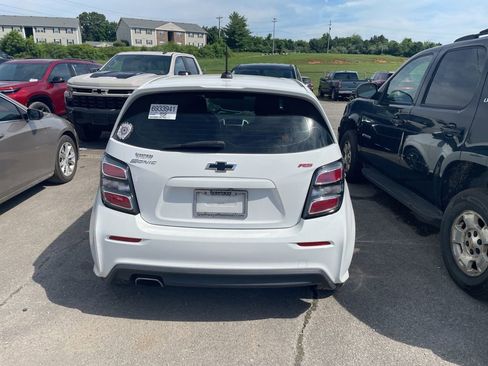 Used 2020 Chevrolet Sonic LT w/ Convenience Package FWD image 4