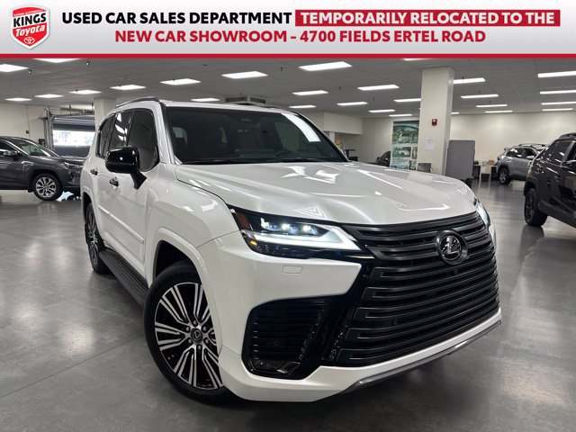 Used 2025 Lexus LX 600 4WD w/ Appearance Package image 1