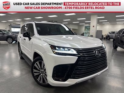 Used 2025 Lexus LX 600 4WD w/ Appearance Package