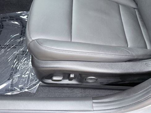 Used 2025 Cadillac CT4 Premium Luxury image 23