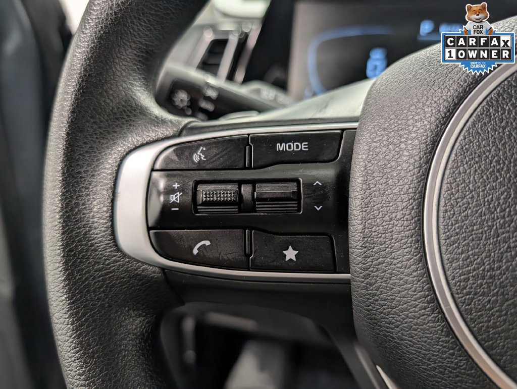 Certified 2025 Kia Sportage LX AWD/4WD image 17