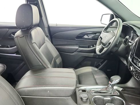 Used 2023 Chevrolet Traverse RS FWD image 29