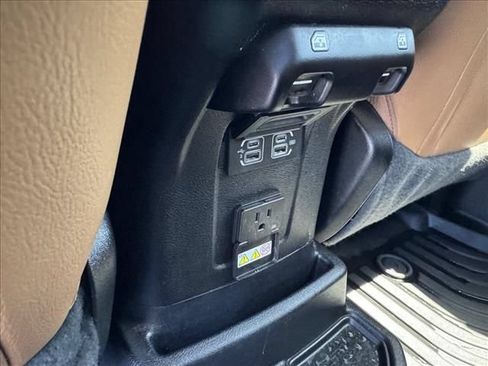 Used 2020 Jeep Wrangler Unlimited Sahara AWD/4WD image 14