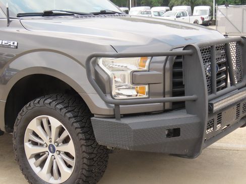 Used 2017 Ford F150 XL w/ Equipment Group 101A Mid AWD/4WD image 6