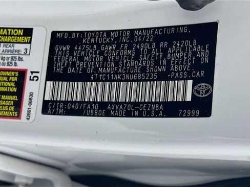 Used 2022 Toyota Camry LE image 12