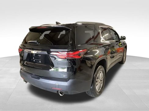 Used 2023 Chevrolet Traverse LT AWD/4WD image 6