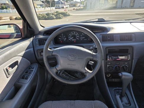 Used 2001 Toyota Camry CE image 12