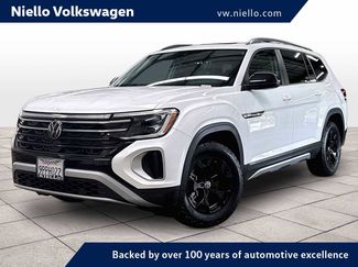 Used 2024 Volkswagen Atlas Peak Edition SE AWD/4WD video 1