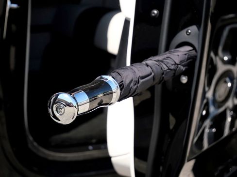 Used 2022 Rolls-Royce Cullinan Black Badge w/ Dark Exterior Package AWD/4WD image 6