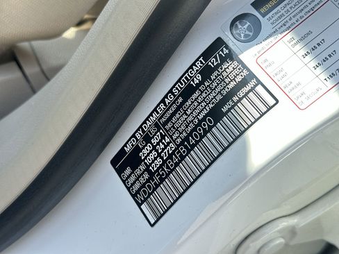 Used 2015 Mercedes-Benz E 350 Sedan image 35