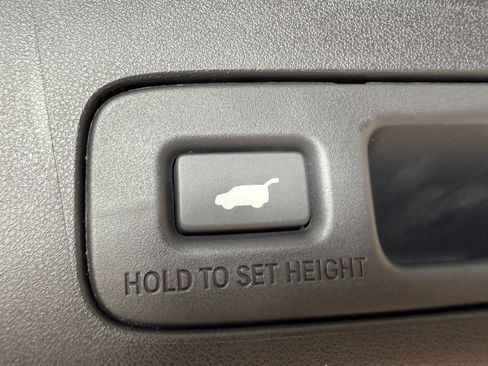 Used 2025 Acura ADX AWD image 33