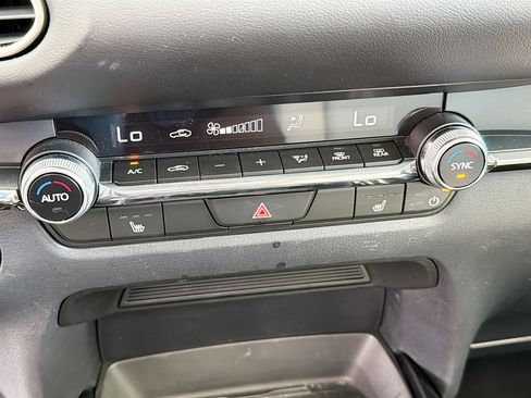 Used 2025 MAZDA CX-30 AWD 2.5 S w/ Premium Package image 35