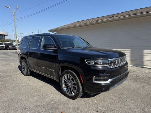 Used 2022 Jeep Grand Wagoneer Series II image 2