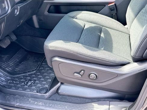 New 2026 RAM 1500 Big Horn w/ Night Edition AWD/4WD image 25