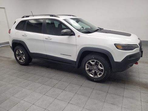 Used 2019 Jeep Cherokee Trailhawk w/ Cold Weather Group AWD/4WD image 11
