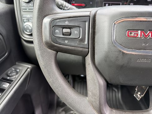 Used 2021 GMC Sierra 2500 4x4 Crew Cab w/ Convenience Package image 19
