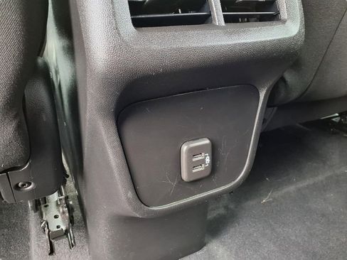 Used 2020 Chevrolet Equinox LT FWD image 24