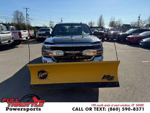 Used 2019 Chevrolet Silverado 1500 LT w/ All Star Edition image 3