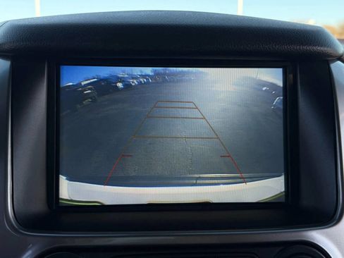 Used 2020 Chevrolet Tahoe 4WD image 18