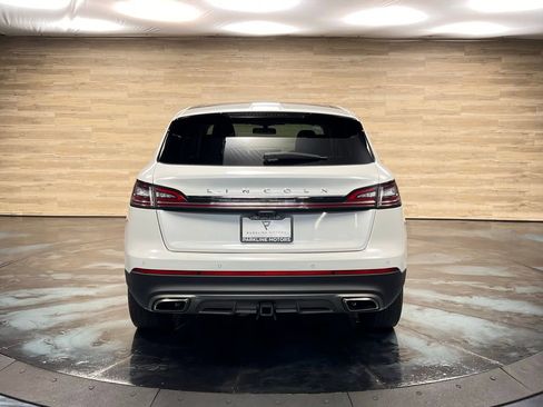 Used 2022 Lincoln Nautilus Reserve w/ Luxury Package image 15