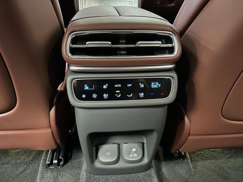 New 2026 Genesis GV80 3.5T Prestige image 13