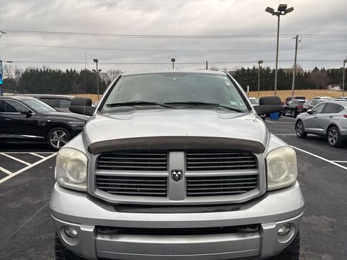 Used 2007 Dodge Ram 2500 Truck SLT image 8