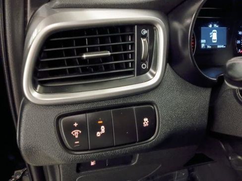 Used 2019 Kia Sorento FWD V6 w/ LX V6 Convenience Package image 11
