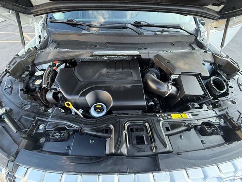 Used 2022 Land Rover Discovery Sport S image 41
