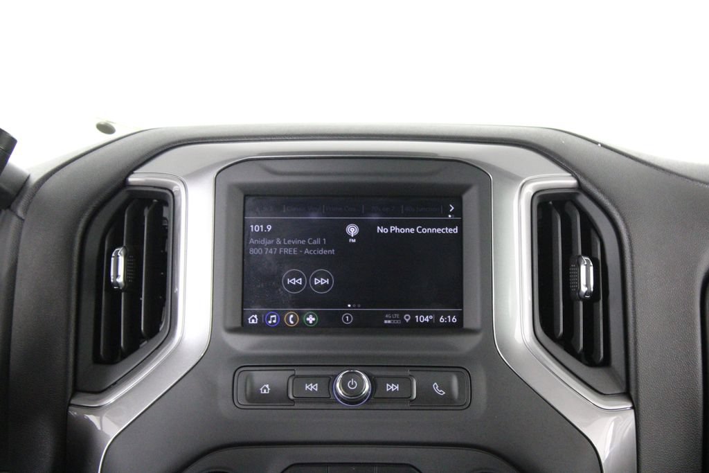 Used 2024 Chevrolet Silverado 2500 Custom w/ Custom Convenience Package AWD/4WD image 8